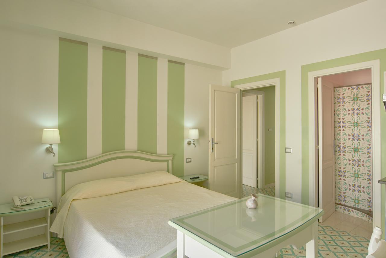 Hotel Residence Mendolita ลีปารี ภายนอก รูปภาพ
